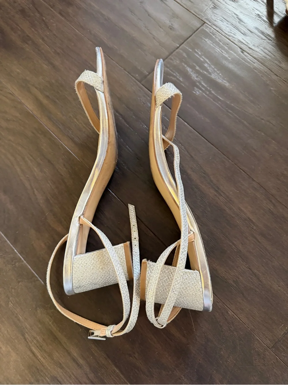Jewel Badgley Mischka Silver Glitter Strappy Ankle-Tie Sandals